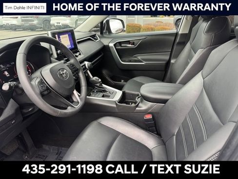 Used 2023 Toyota RAV4 XLE Premium image 11