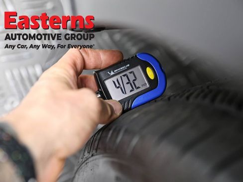 Used 2019 Kia Niro LX image 29