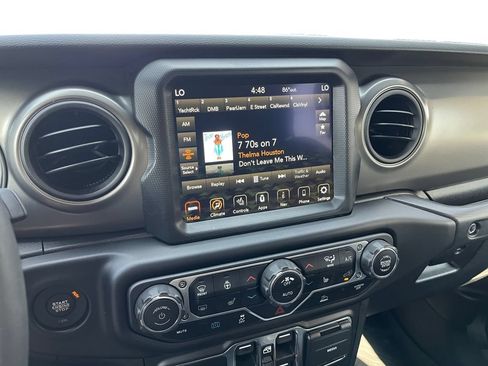 Used 2023 Jeep Wrangler Unlimited w/ Sun & Screen Package AWD/4WD image 14