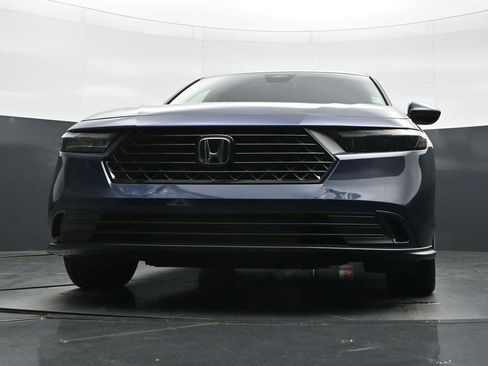 Used 2023 Honda Accord EX image 22