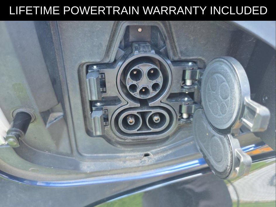 Used 2024 Nissan Ariya AWD image 12