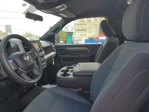 New 2024 RAM 2500 Tradesman w/ Chrome Appearance Group image 27