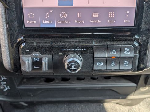 New 2025 RAM 2500 Tradesman image 22