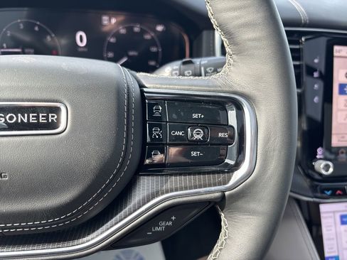 New 2026 Jeep Grand Wagoneer Summit AWD/4WD image 70