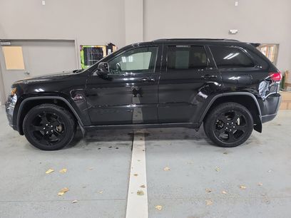 Used 2018 Jeep Grand Cherokee Laredo