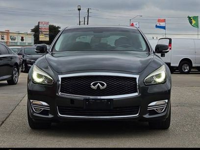Used 2015 INFINITI Q70 L 3.7