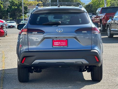 New 2026 Toyota Corolla Cross LE image 8