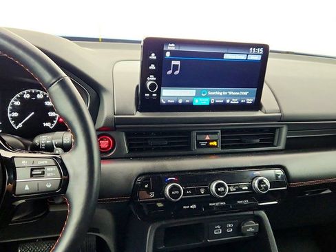 Used 2024 Honda Pilot TrailSport image 17