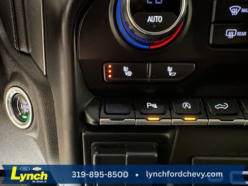 Used 2021 Chevrolet Silverado 1500 LT Trail Boss w/ LT Trail Boss Premium Package AWD/4WD image 14