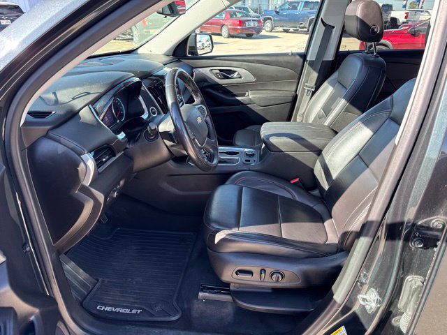 Used 2020 Chevrolet Traverse LT w/ LT Premium Package AWD/4WD image 17