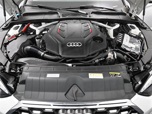 Used 2025 Audi S5 Premium Plus w/ Premium Plus Package image 39