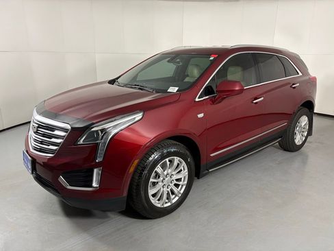Used 2018 Cadillac XT5 FWD image 4