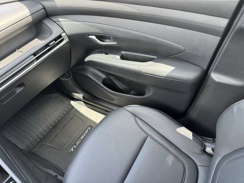 Used 2025 Hyundai Tucson SEL FWD image 21