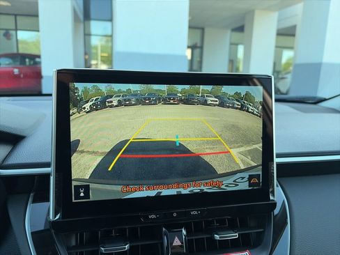 Used 2026 Toyota Corolla Cross XLE AWD/4WD image 11