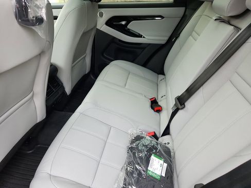 Used 2026 Land Rover Range Rover Evoque S AWD/4WD image 5