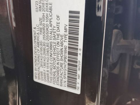 Certified 2023 Honda Pilot Touring image 19