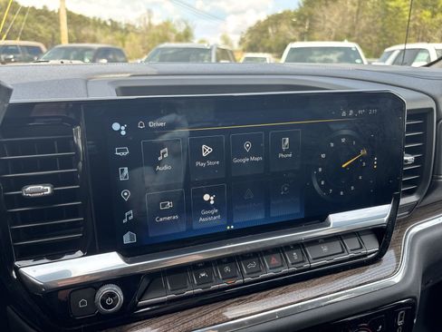 Used 2023 Chevrolet Silverado 1500 LT image 19