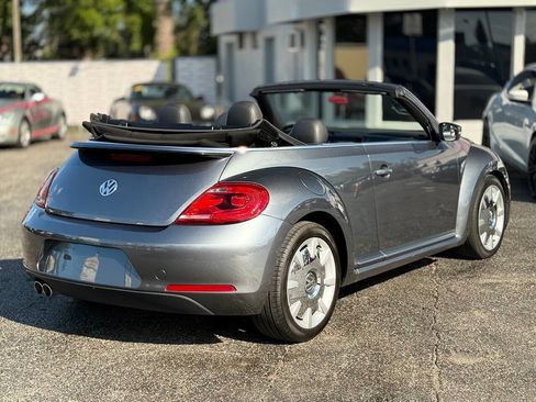 Used 2013 Volkswagen Beetle 2.5 image 17