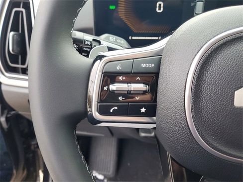 New 2025 Kia Sorento EX image 11