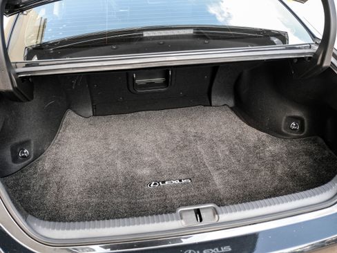 Used 2020 Lexus ES 300h w/ Premium Package FWD image 49