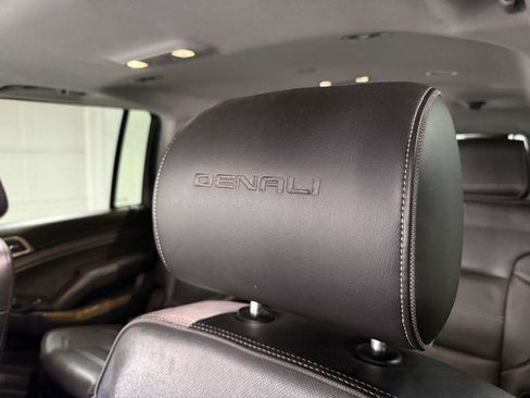 Used 2016 GMC Yukon XL Denali image 9