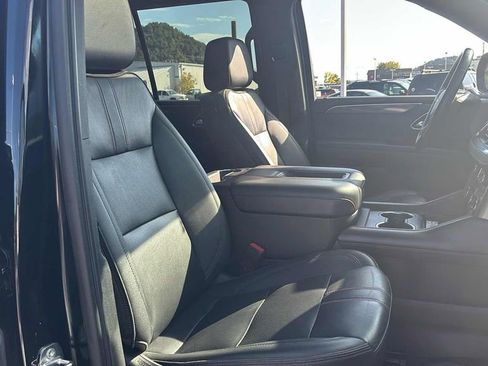 Used 2022 Chevrolet Tahoe RST w/ Luxury Package image 47