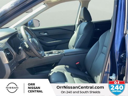 Used 2026 Nissan Rogue SL image 17