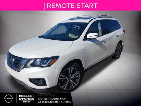 Used 2019 Nissan Pathfinder Platinum image 6