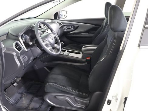 Used 2019 Nissan Murano S image 27