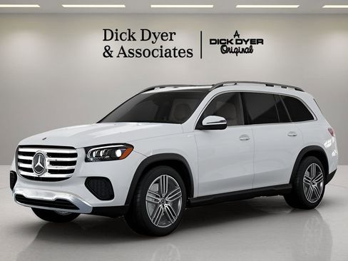 Used 2025 Mercedes-Benz GLS 450 4MATIC image 28
