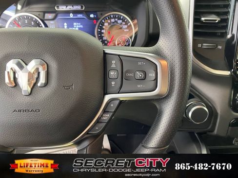 New 2026 RAM 1500 Express AWD/4WD image 16