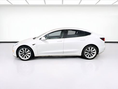 Used 2020 Tesla Model 3 Standard Range Plus image 23