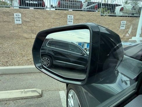 Used 2020 Chevrolet Blazer LT w/ Sound & Technology Package image 8