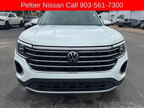 Used 2025 Volkswagen Atlas SE FWD image 8