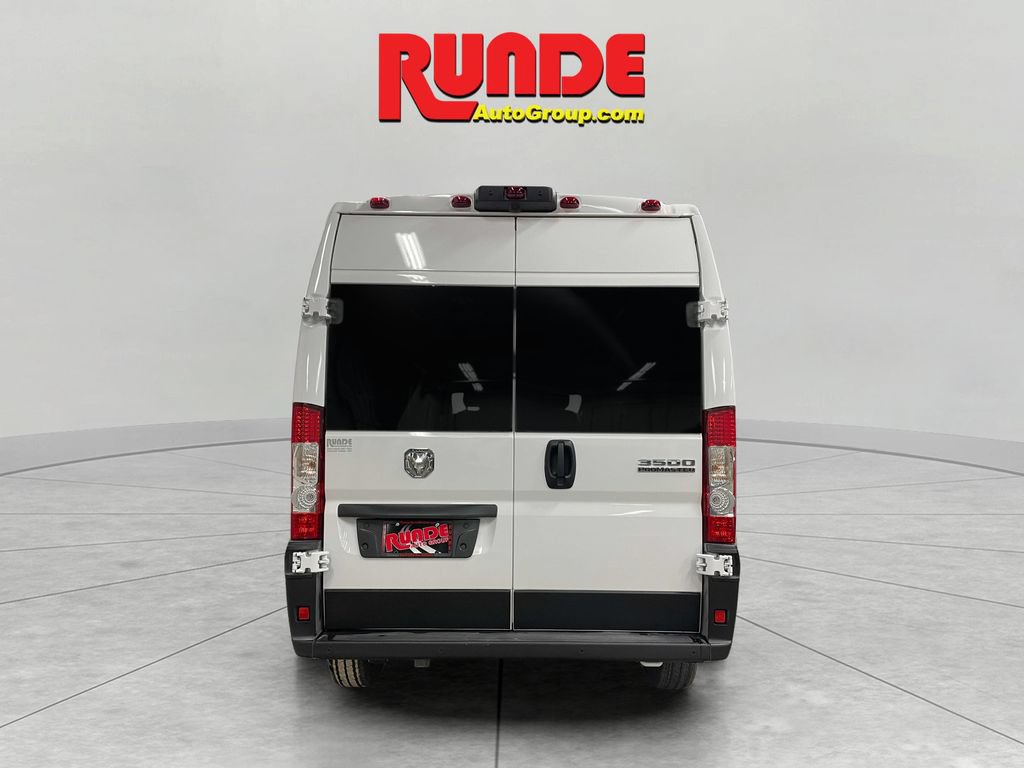 Used 2025 RAM ProMaster 3500 w/ Quick Order Package 22G SLT FWD image 4