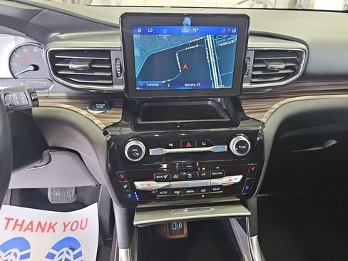 Used 2023 Ford Explorer Limited RWD image 19