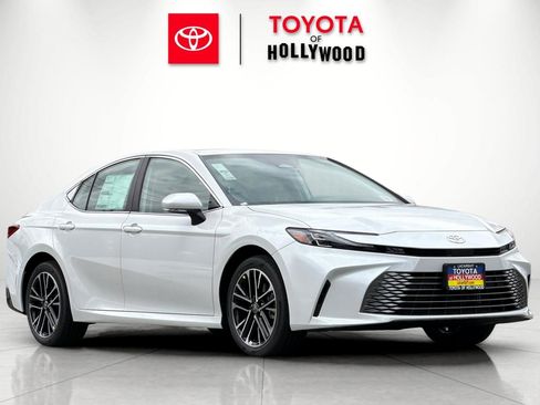 New 2026 Toyota Camry XLE FWD image 1