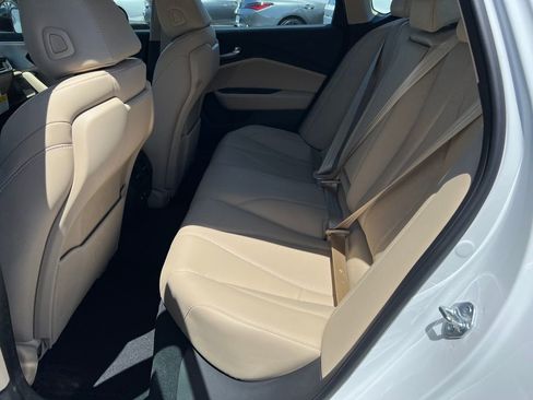 Certified 2025 Acura TLX w/ Technology Package image 21