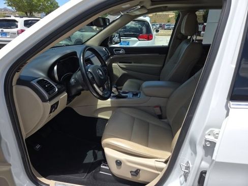 Used 2021 Jeep Grand Cherokee Limited AWD/4WD image 16
