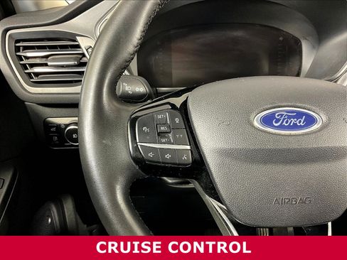 Used 2023 Ford Escape SE FWD image 11