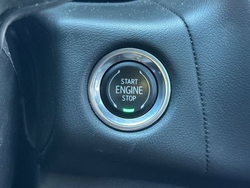 Used 2023 GMC Yukon XL AT4 w/ Technology Package AWD/4WD image 24