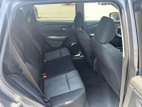 Certified 2024 Nissan Rogue SV AWD/4WD image 16