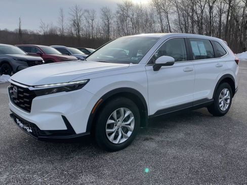 Used 2023 Honda CR-V LX image 5