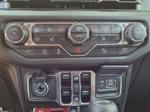 New 2025 Jeep Wrangler Willys image 21