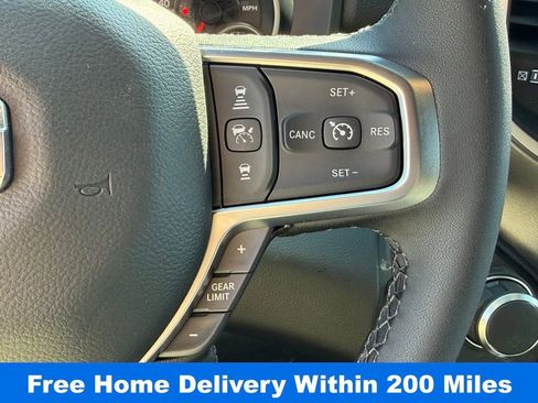 New 2026 RAM 1500 4x4 Crew Cab image 17