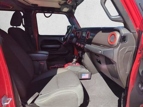 Used 2020 Jeep Gladiator Sport w/ Quick Order Package 24S image 27