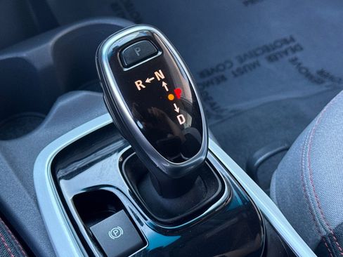 Used 2021 Chevrolet Bolt LT image 31