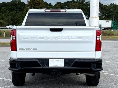 Used 2024 Chevrolet Silverado 1500 W/T w/ WT Value Package image 21