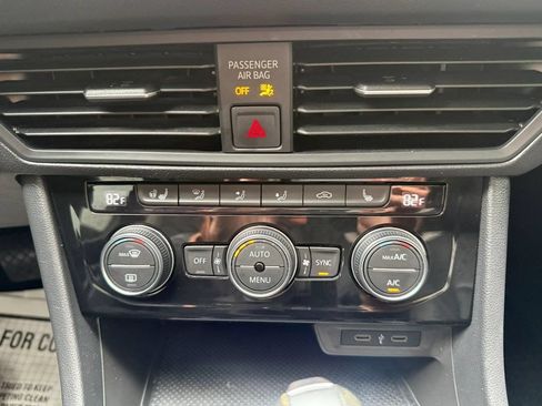 Used 2020 Volkswagen Jetta SE FWD image 20