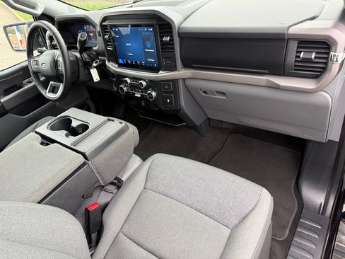 Used 2025 Ford F150 XLT w/ Equipment Group 301A Standard AWD/4WD image 17